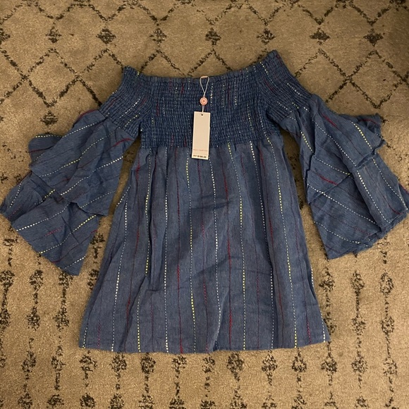 NWT Red Carter Off Shoulder Chambray Dress - Picture 2 of 2